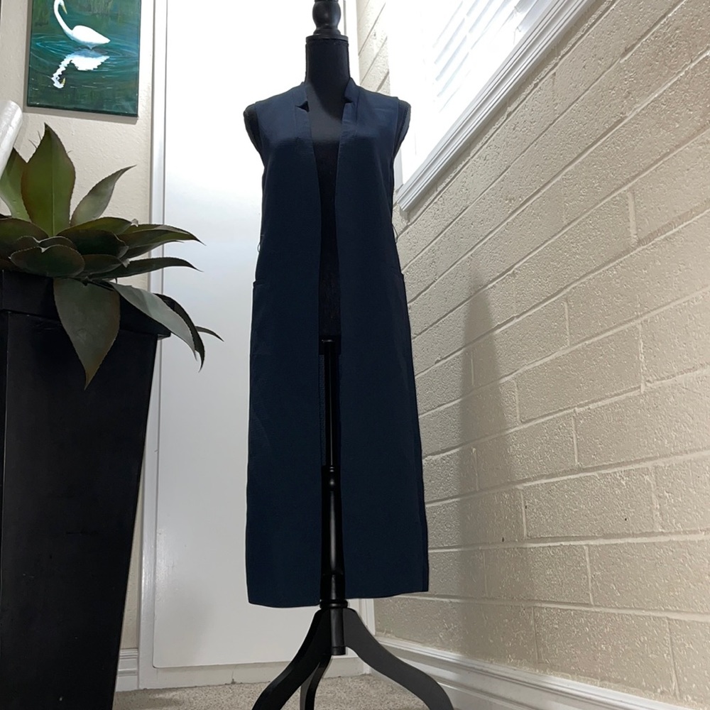 Modern, casual, business sexy… it can do it!